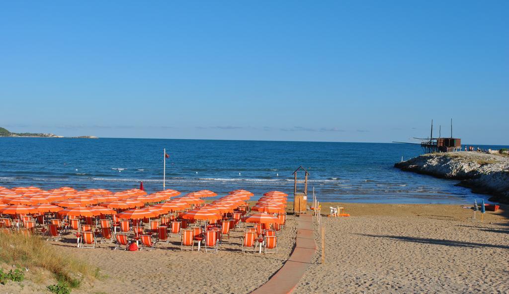 Camping Village Baia Falcone Vieste Dış mekan fotoğraf